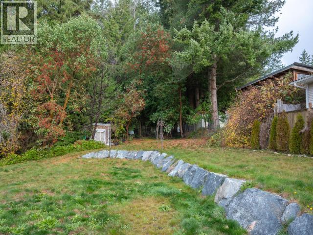 6835 DRAKE STREET, Powell River