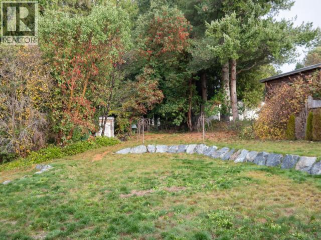 6835 DRAKE STREET, Powell River