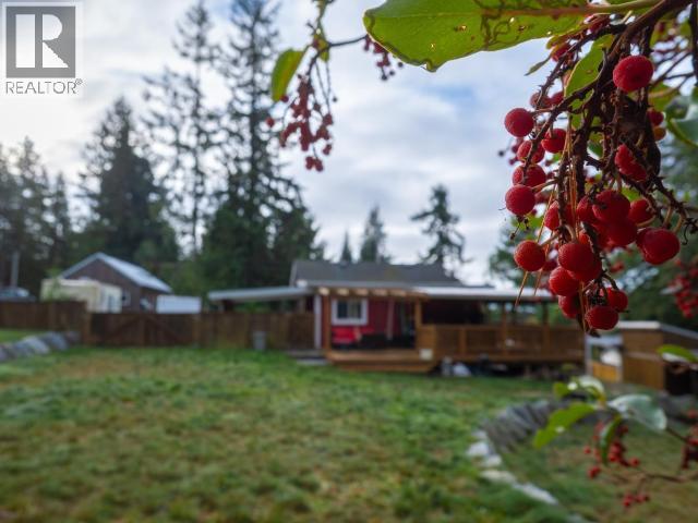 6835 DRAKE STREET, Powell River