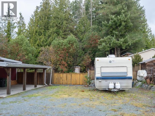 6835 DRAKE STREET, Powell River