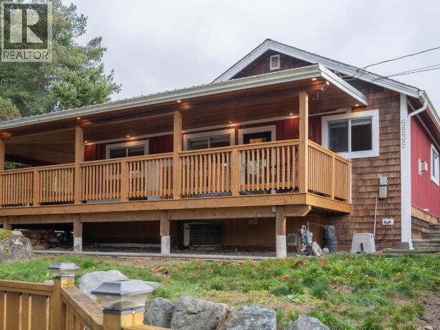 6835 DRAKE STREET, Powell River