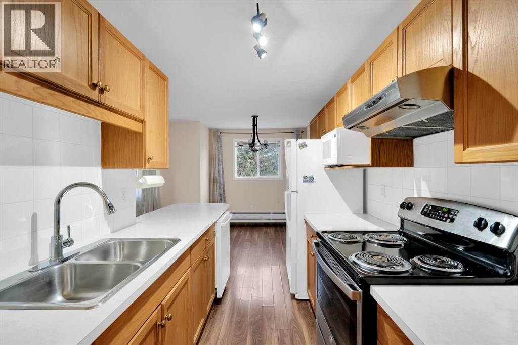 Single Family House for Sale in   Manora Place NE Marlborough Park Calgary 