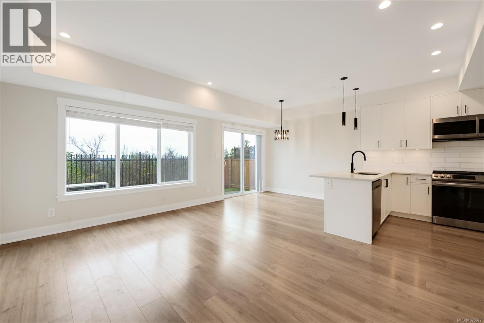  1137 Moonstone Loop, Langford