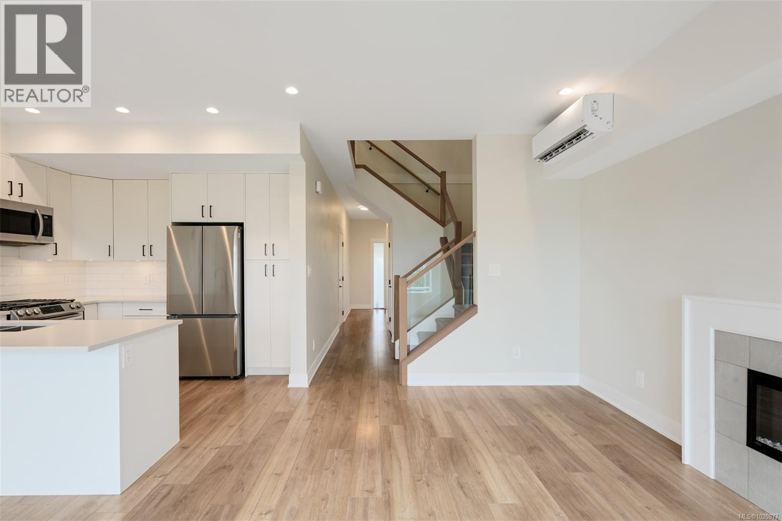  1137 Moonstone Loop, Langford