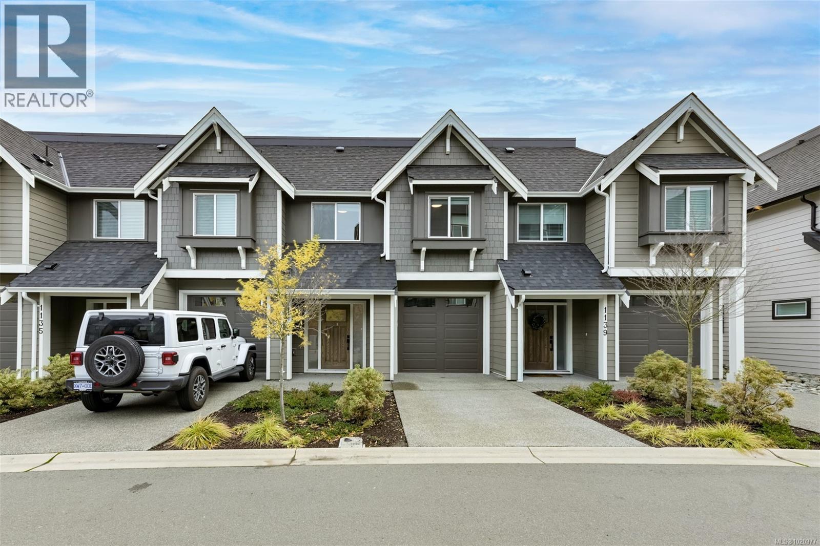  1137 Moonstone Loop, Langford