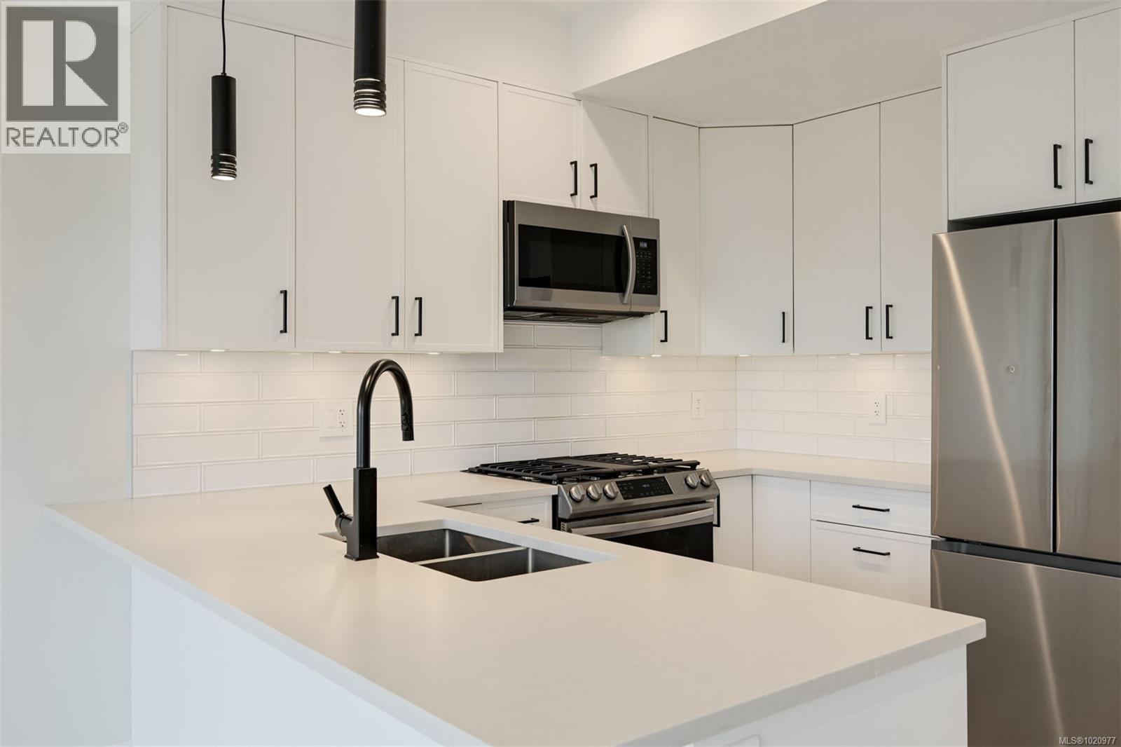  1137 Moonstone Loop, Langford