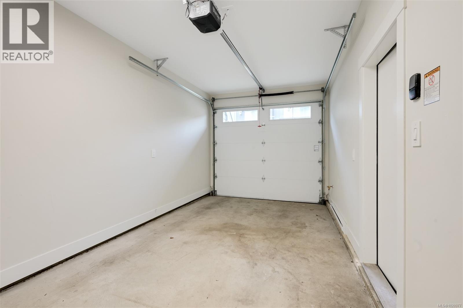  1137 Moonstone Loop, Langford