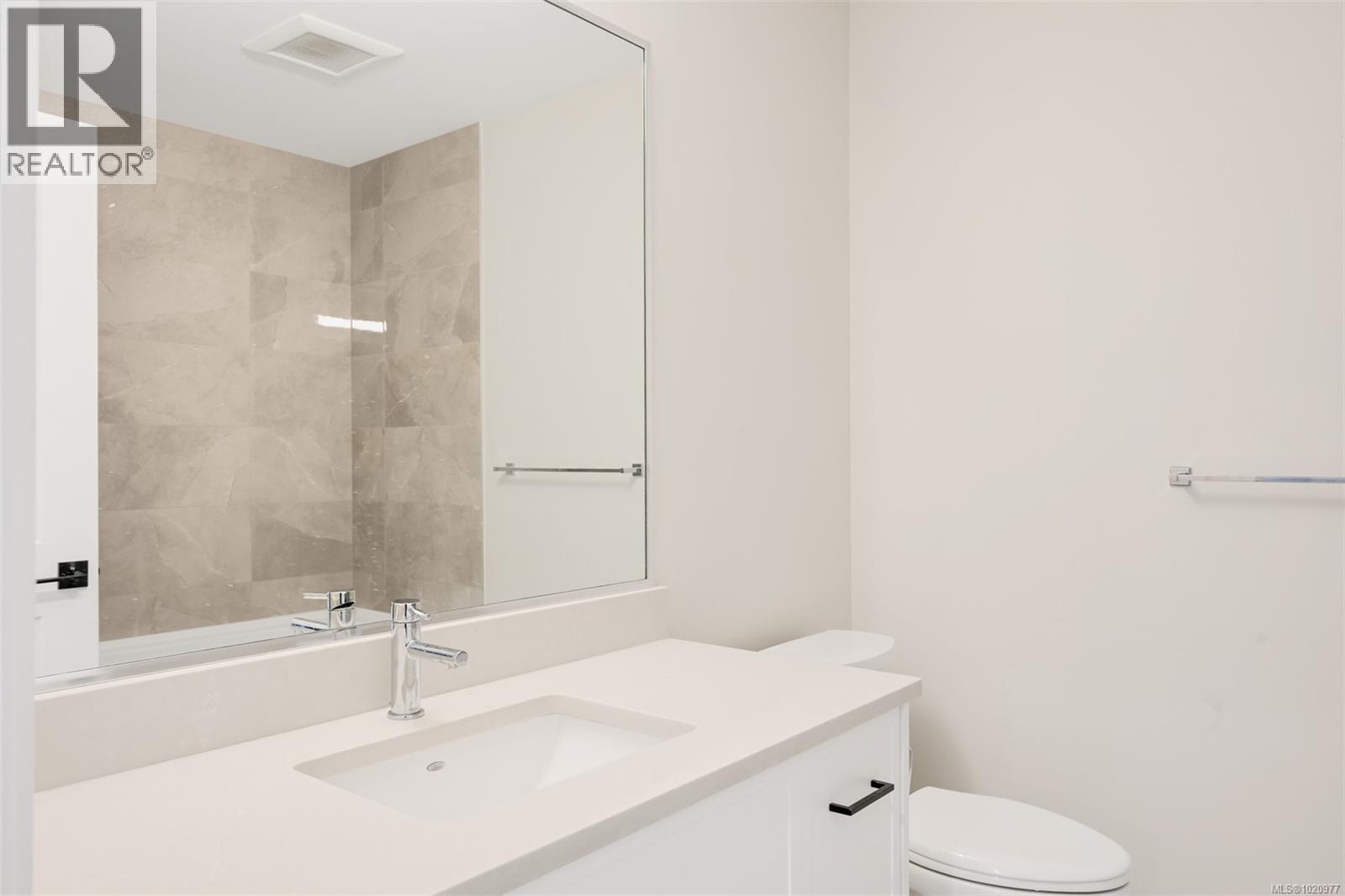  1137 Moonstone Loop, Langford