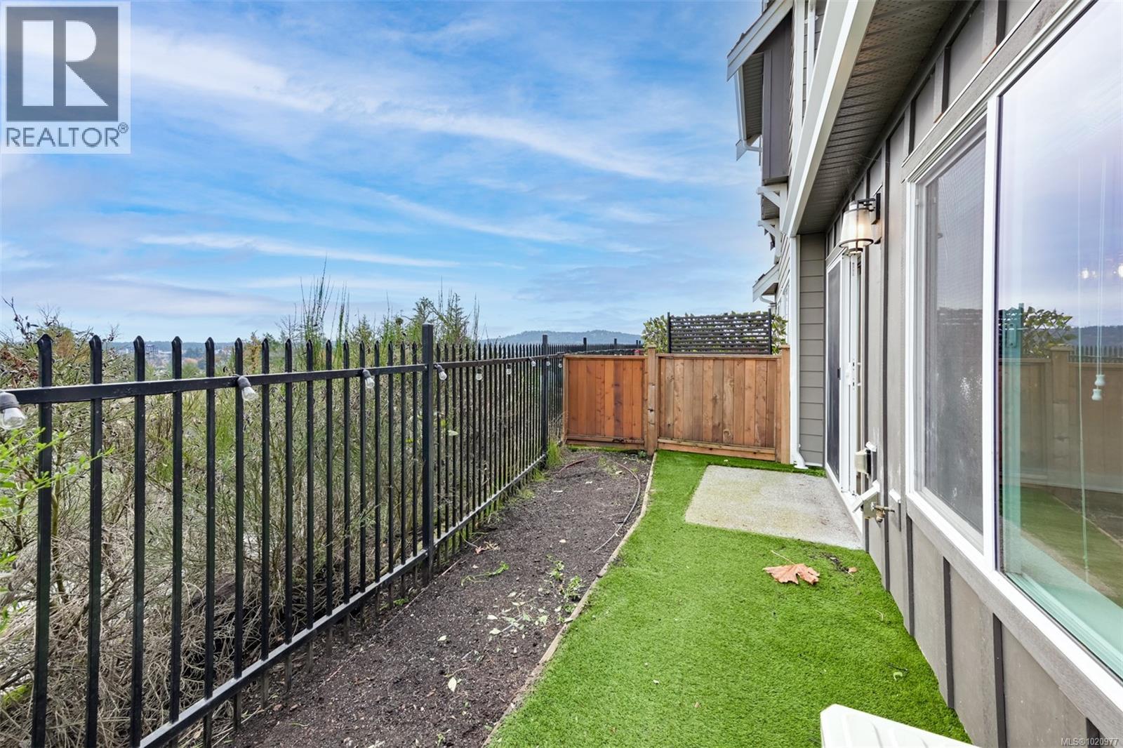  1137 Moonstone Loop, Langford