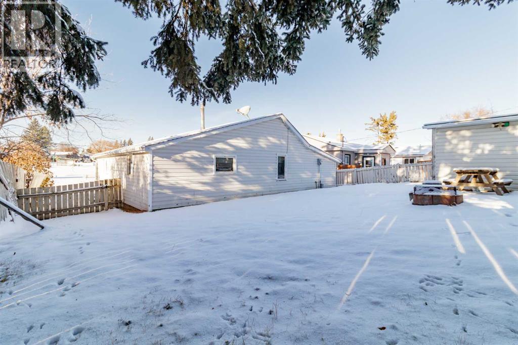 2013 25th Avenue, Delburne