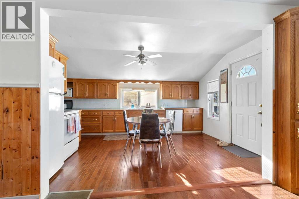 2013 25th Avenue, Delburne