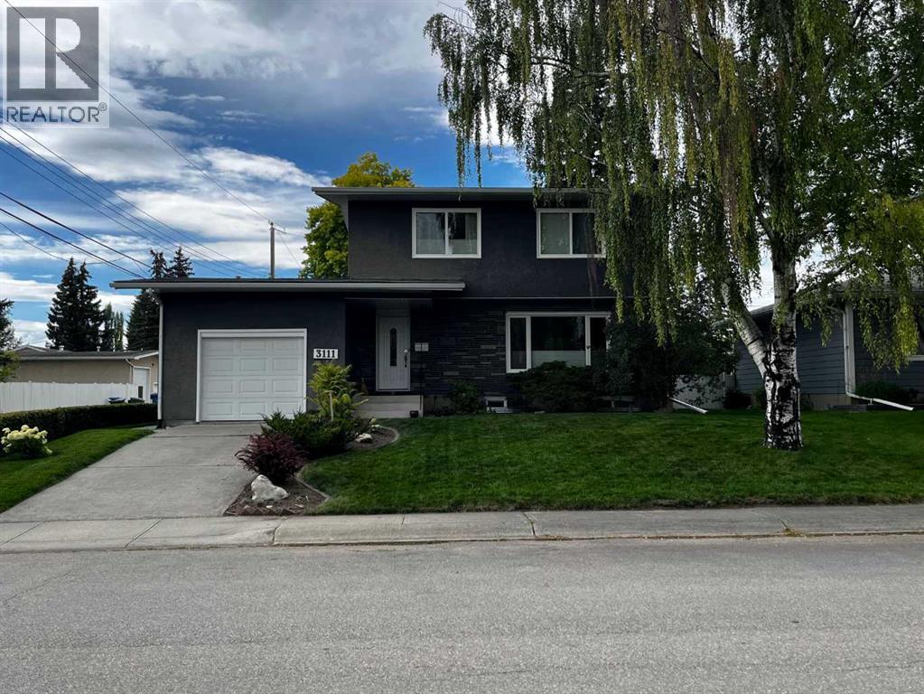 Single Family House for Sale in  Breen Crescent NW Brentwood Calgary 