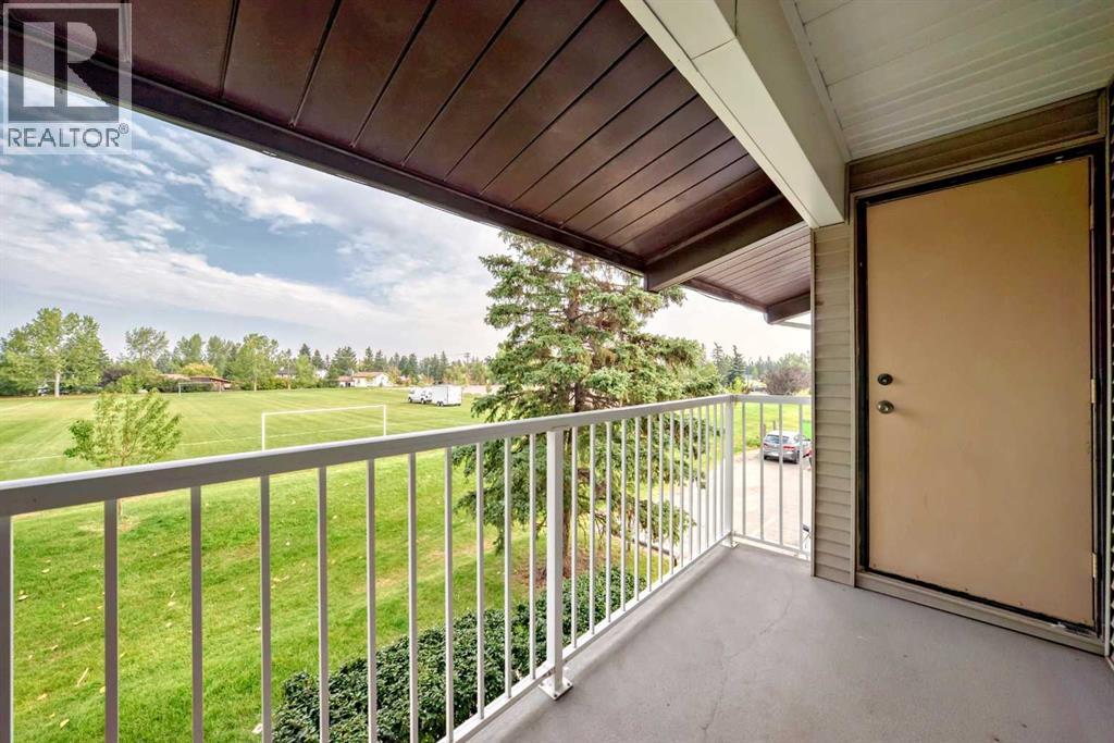 Single Family House for Sale in   Brookpark Drive SW Braeside Calgary 
