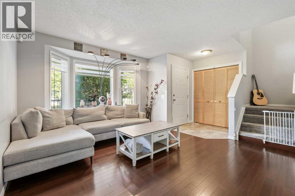 156 Martin Crossing Court NE, Calgary, Alberta