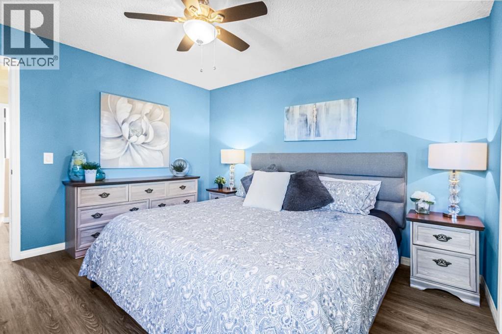 Single Family House for Sale in  Bedfield Close NE Beddington Heights Calgary 