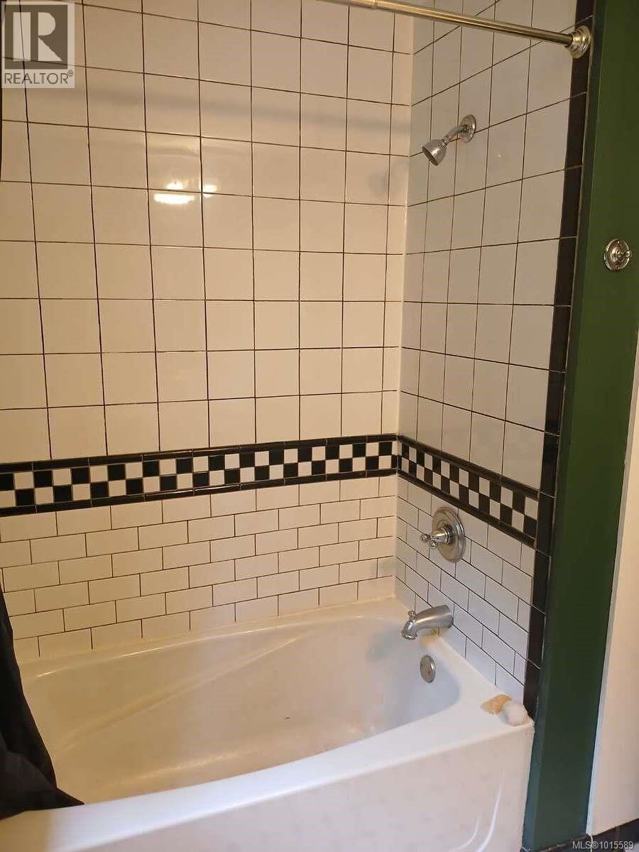 2120 Byron St, Oak Bay