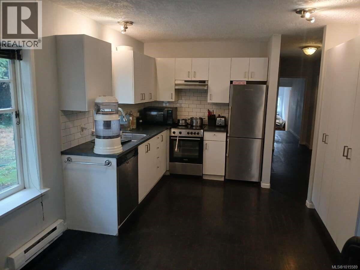 2120 Byron St, Oak Bay