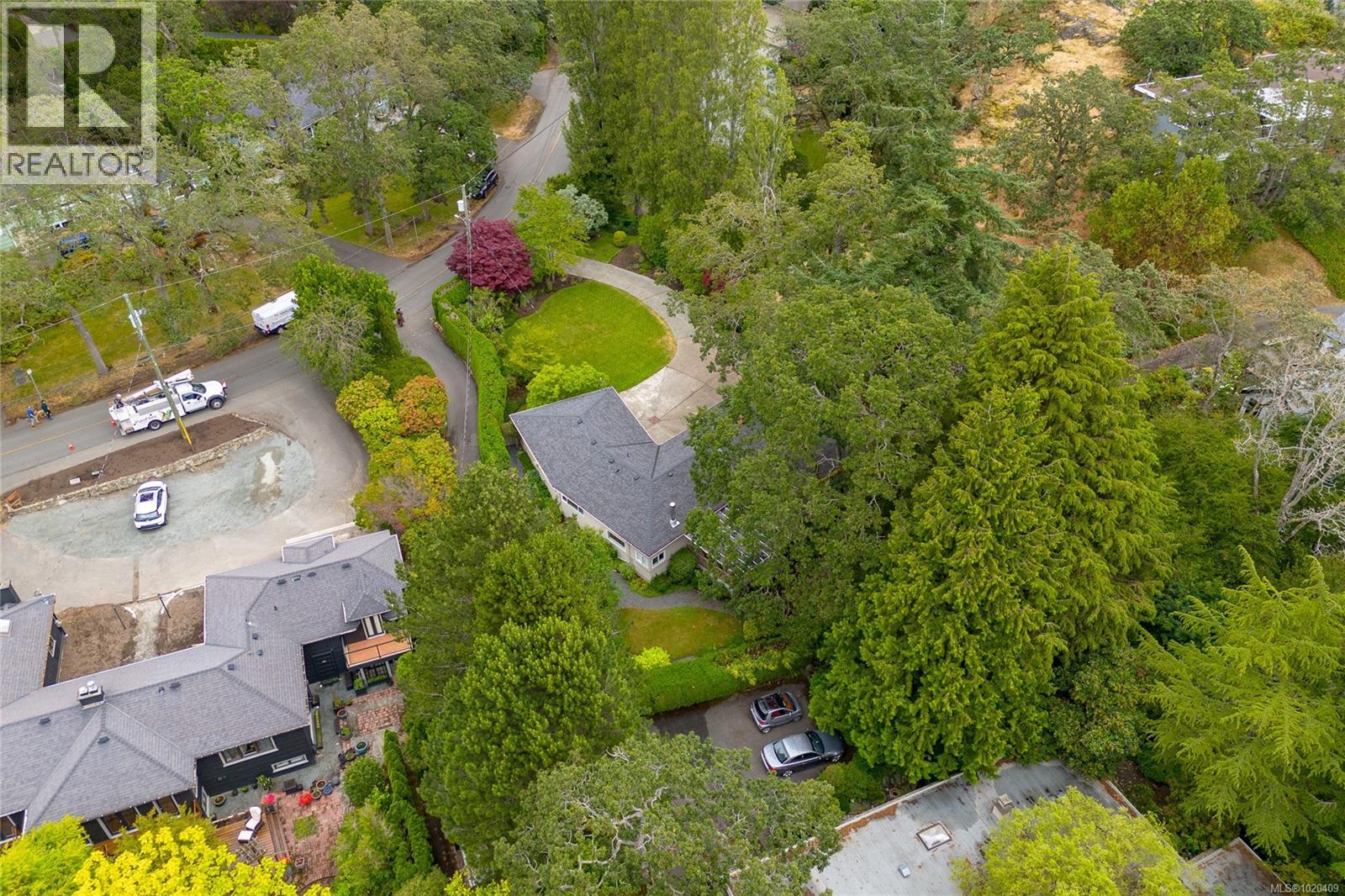  1941 Mayfair Drive, Saanich