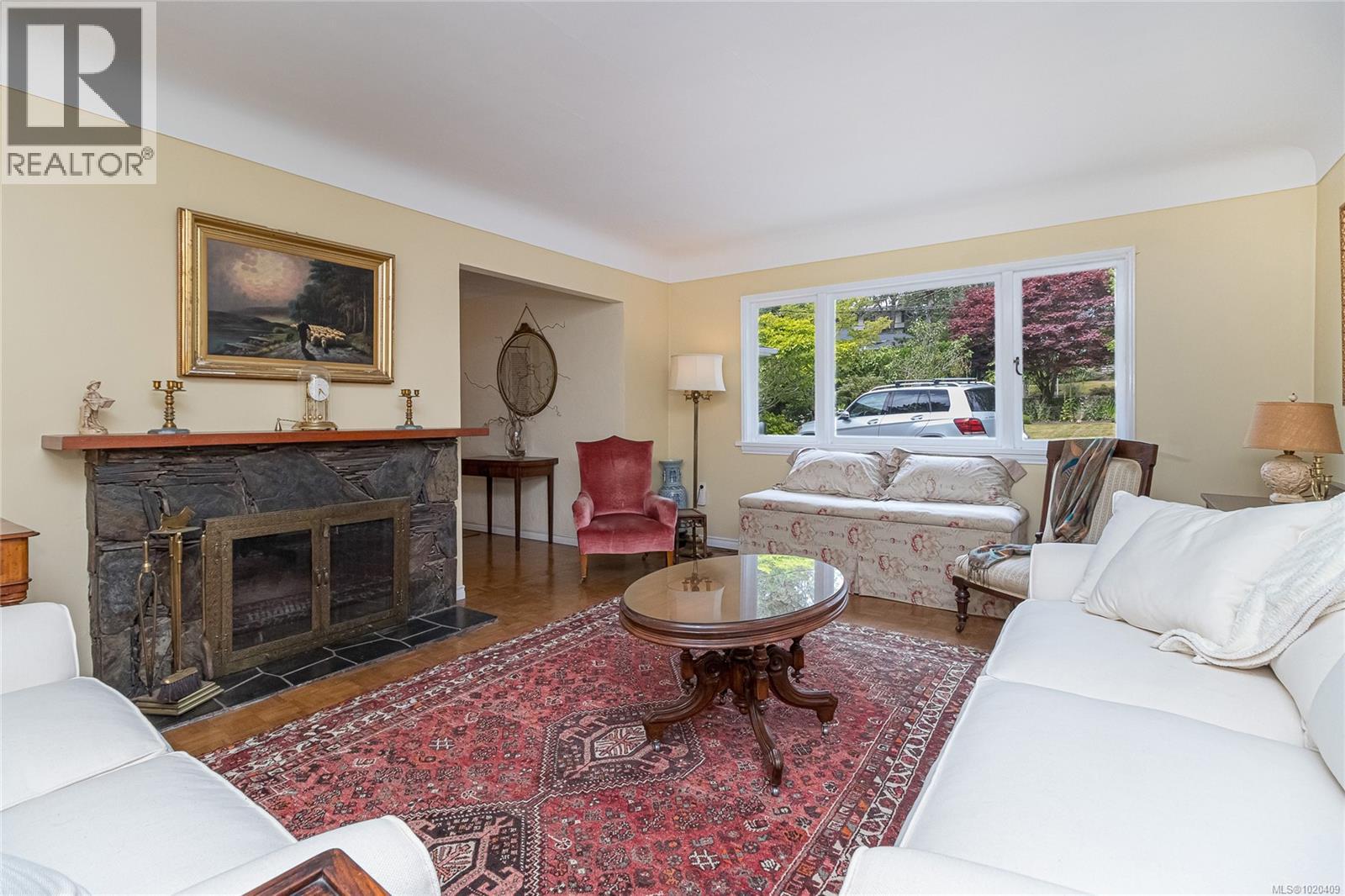  1941 Mayfair Drive, Saanich