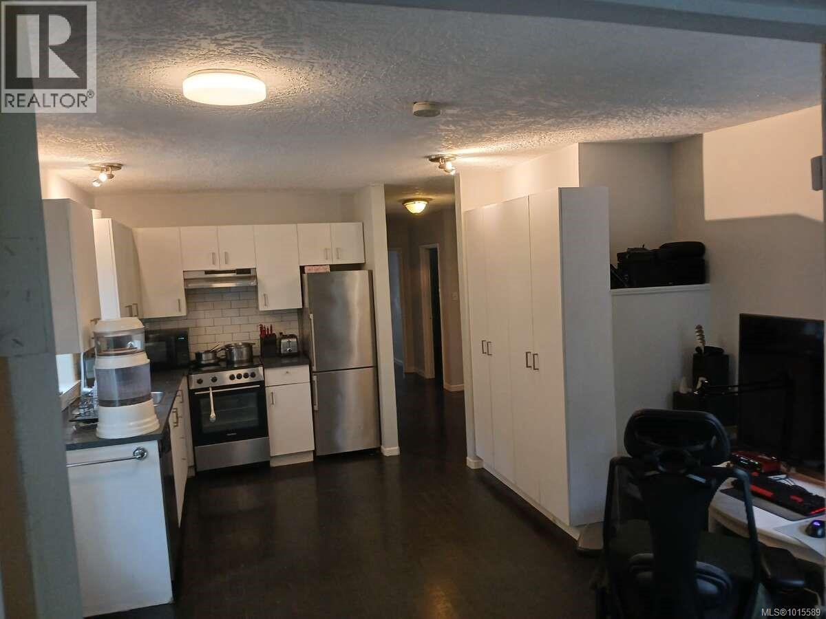 2120 Byron St, Oak Bay