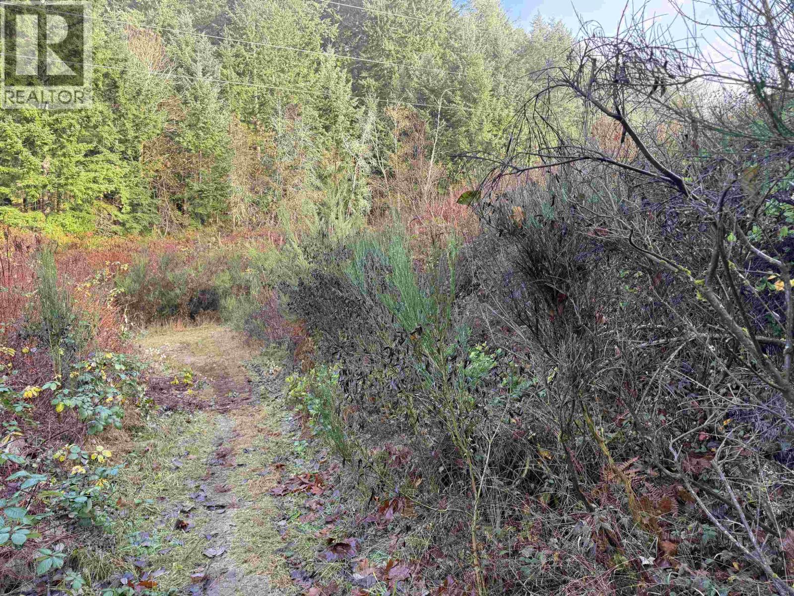 1594 CEMETERY ROAD, Gibsons