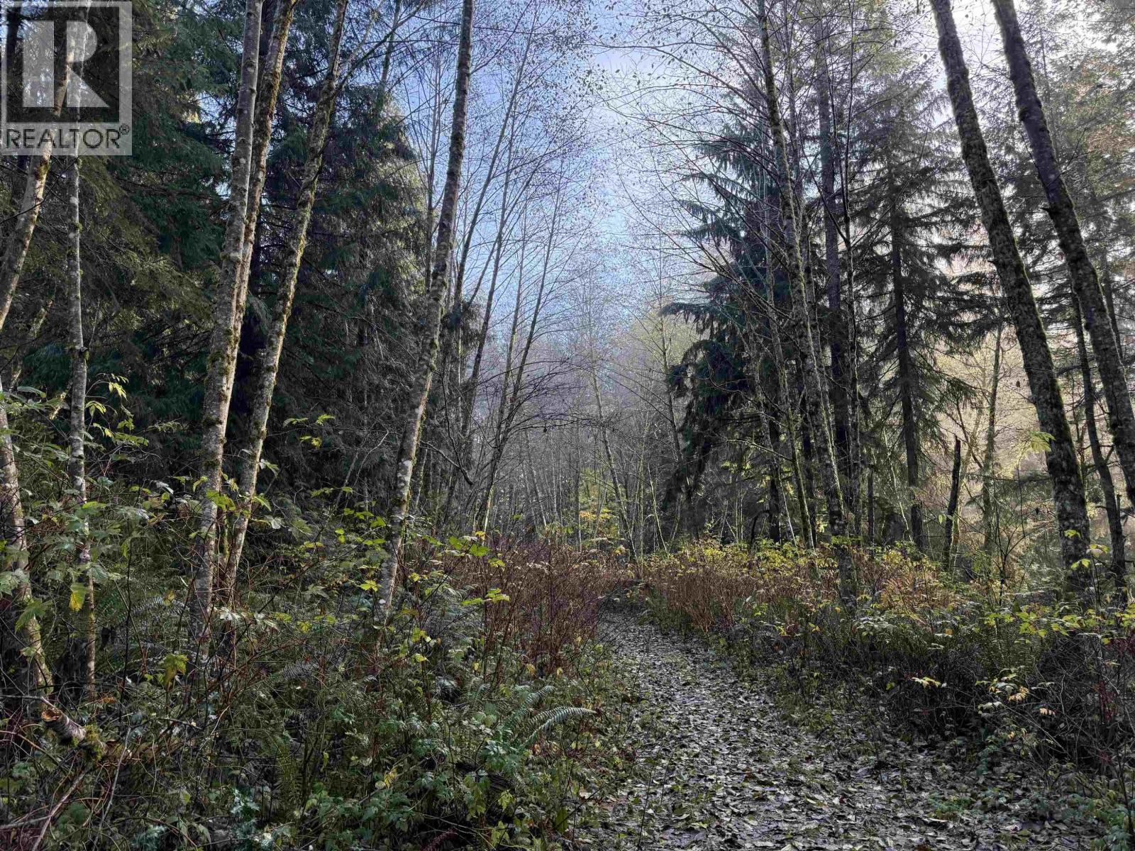 1594 CEMETERY ROAD, Gibsons