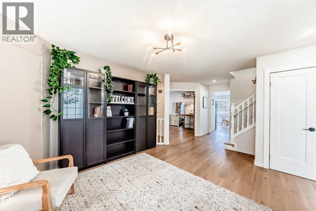 Single Family House for Sale in  Hidden Valley Crescent NW Hidden Valley Calgary 