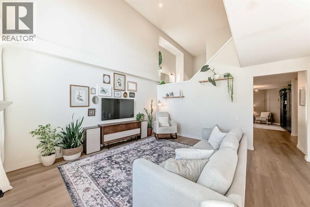 Single Family House for Sale in  Hidden Valley Crescent NW Hidden Valley Calgary 