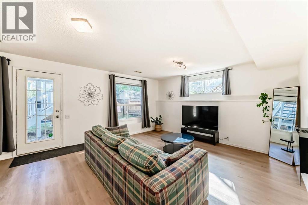 Single Family House for Sale in  Hidden Valley Crescent NW Hidden Valley Calgary 