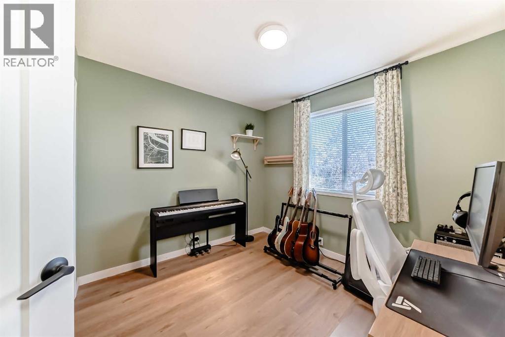 Single Family House for Sale in  Hidden Valley Crescent NW Hidden Valley Calgary 