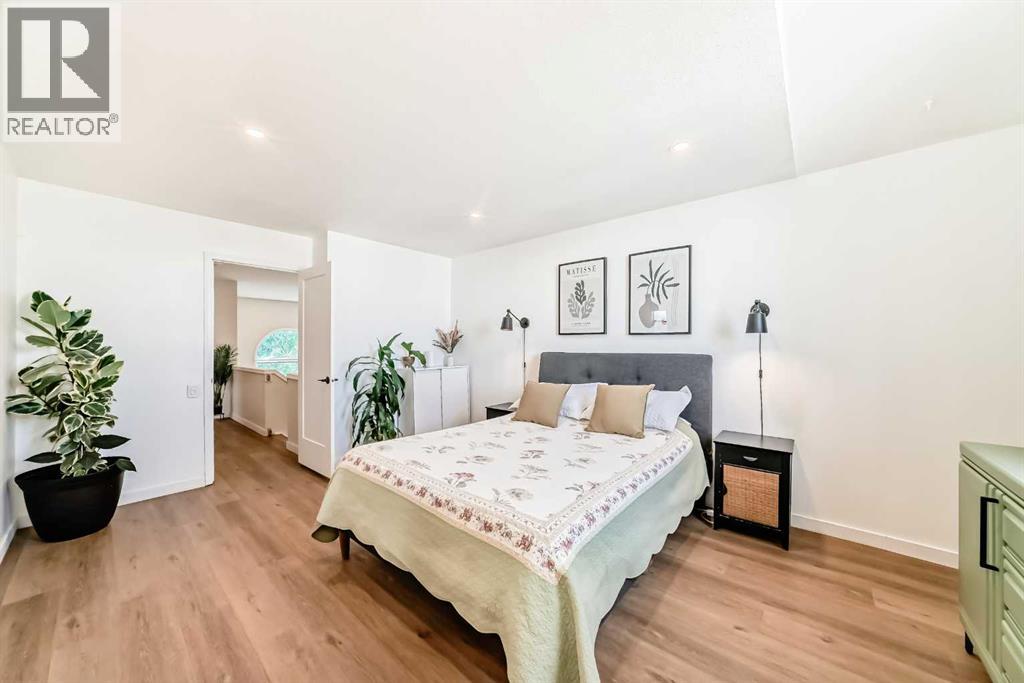 Single Family House for Sale in  Hidden Valley Crescent NW Hidden Valley Calgary 