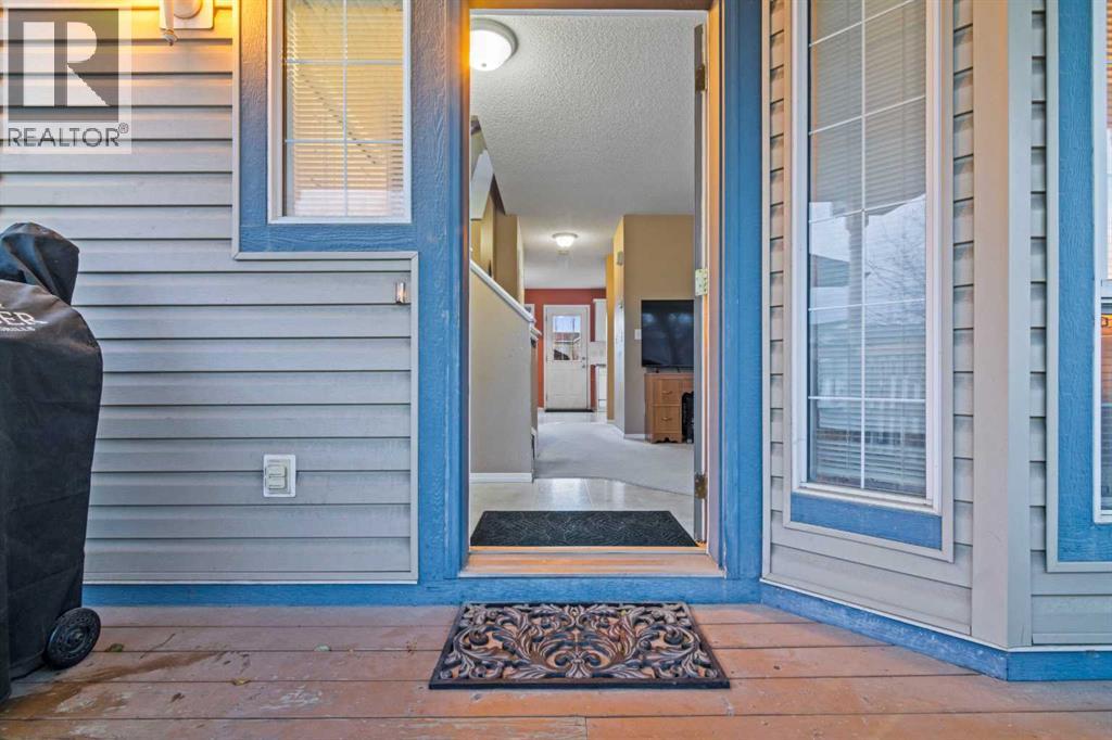 Single Family House for Sale in  Citadel Mesa Close NW Citadel Calgary 