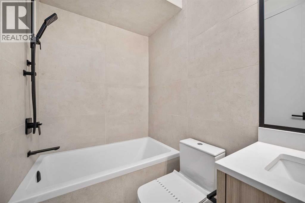 Single Family House for Sale in   Street NE Renfrew Calgary 