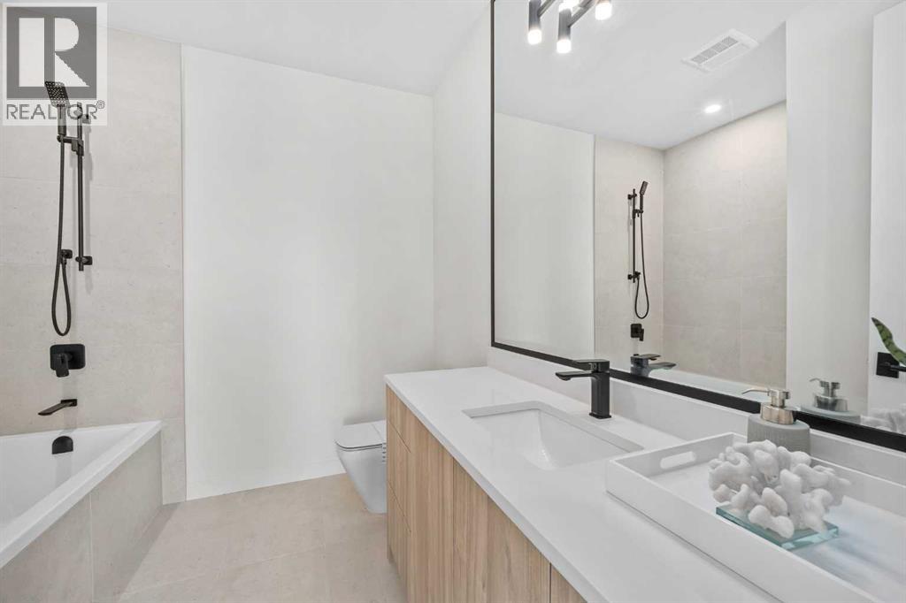 Single Family House for Sale in   Street NE Renfrew Calgary 