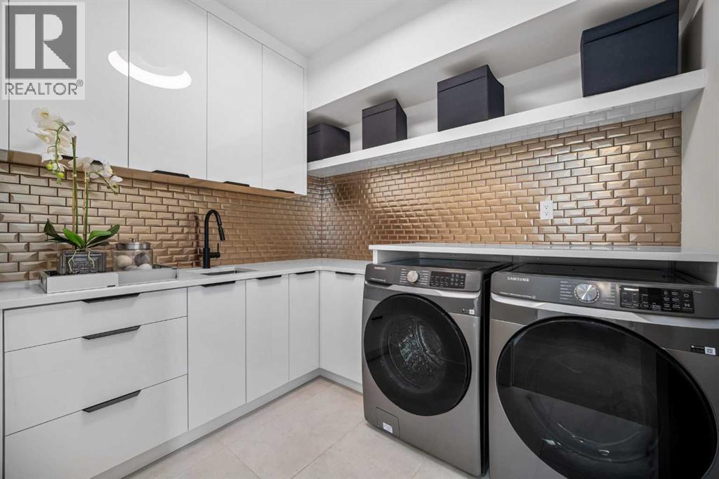 Single Family House for Sale in   Street NE Renfrew Calgary 