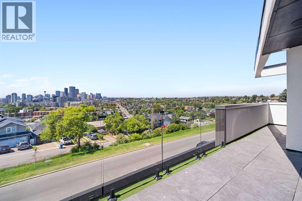 Single Family House for Sale in   Street NE Renfrew Calgary 