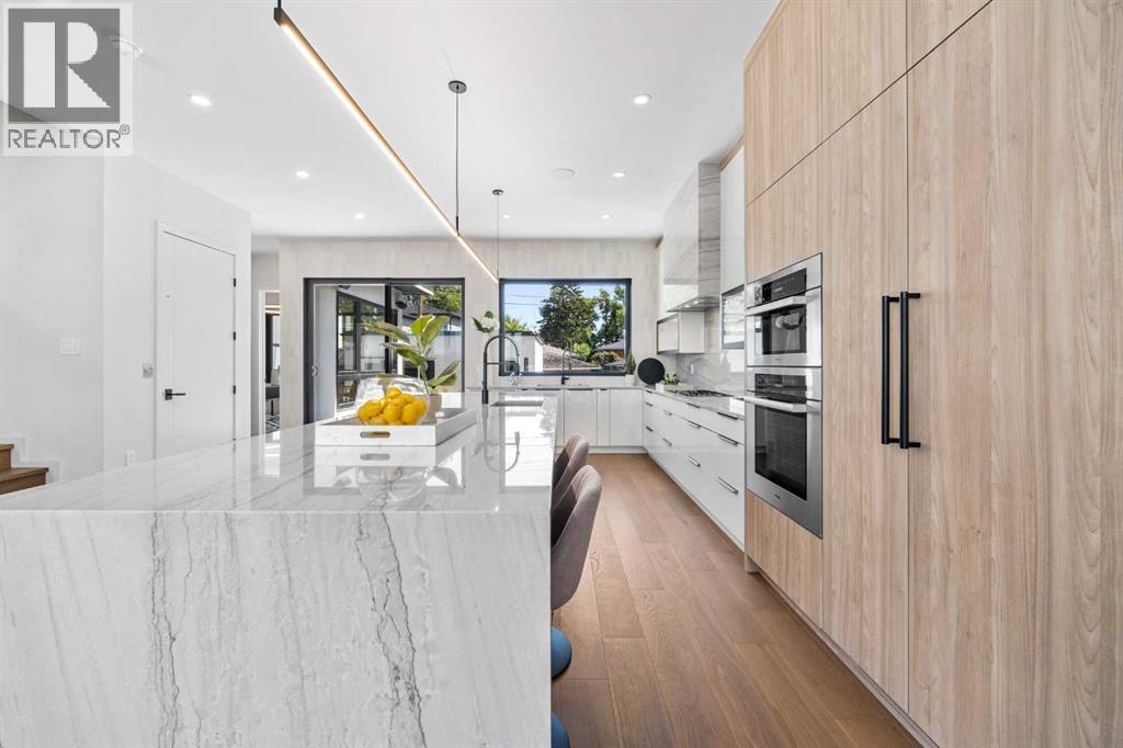 Single Family House for Sale in   Street NE Renfrew Calgary 