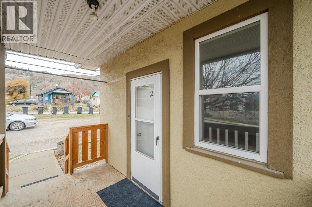 428 HILLCREST Avenue, Oliver