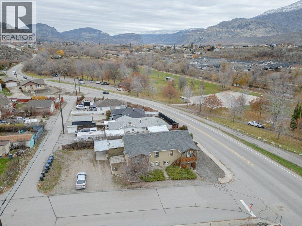 428 HILLCREST Avenue, Oliver