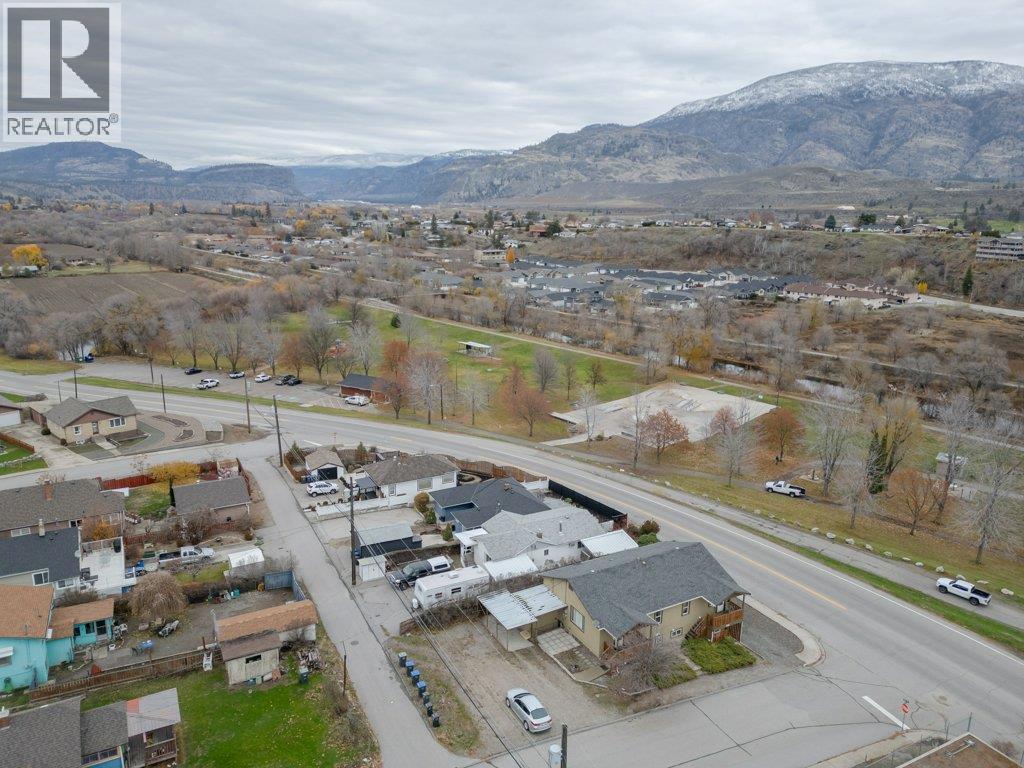 428 HILLCREST Avenue, Oliver