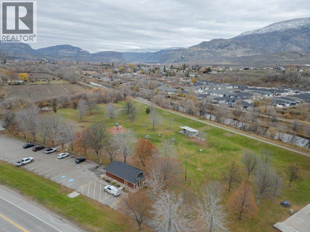 428 HILLCREST Avenue, Oliver