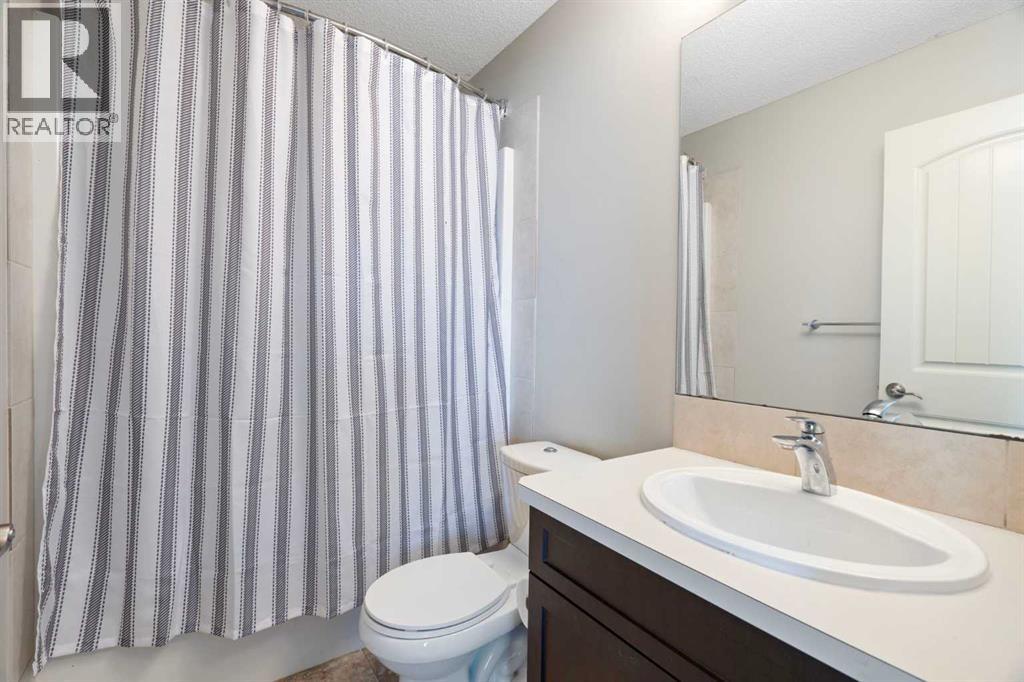 75 River Heights Boulevard, Cochrane