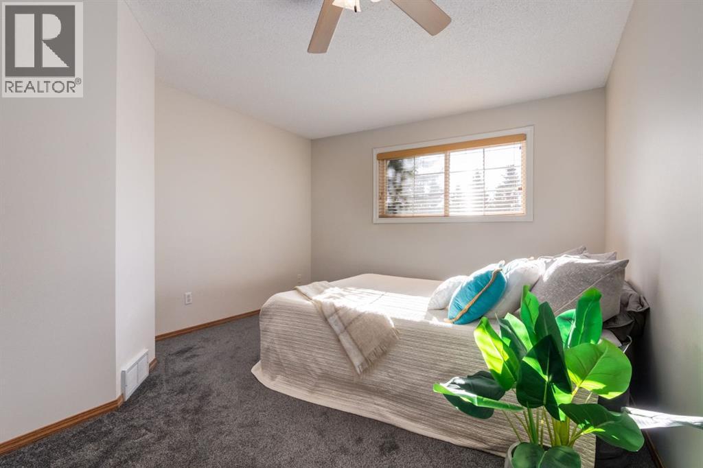 Single Family House for Sale in  Millrise Green SW Millrise Calgary 