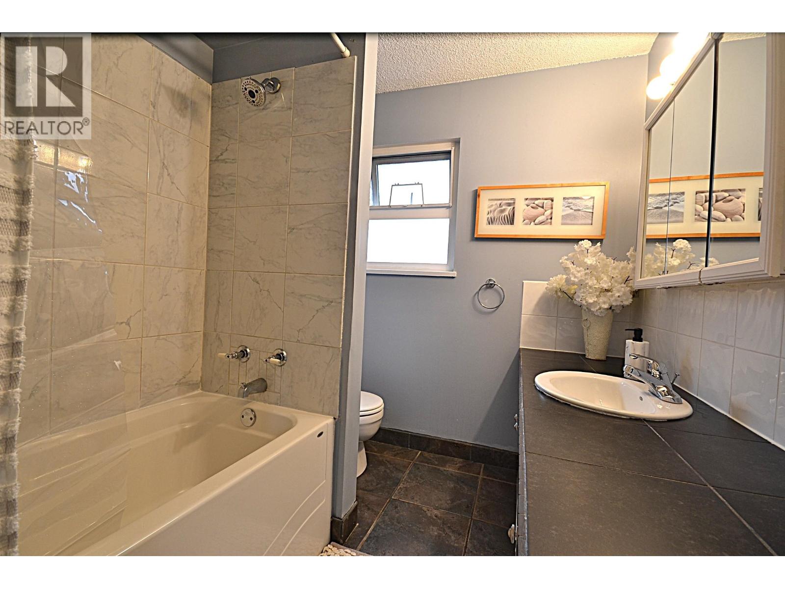 11717 209 STREET, Maple Ridge