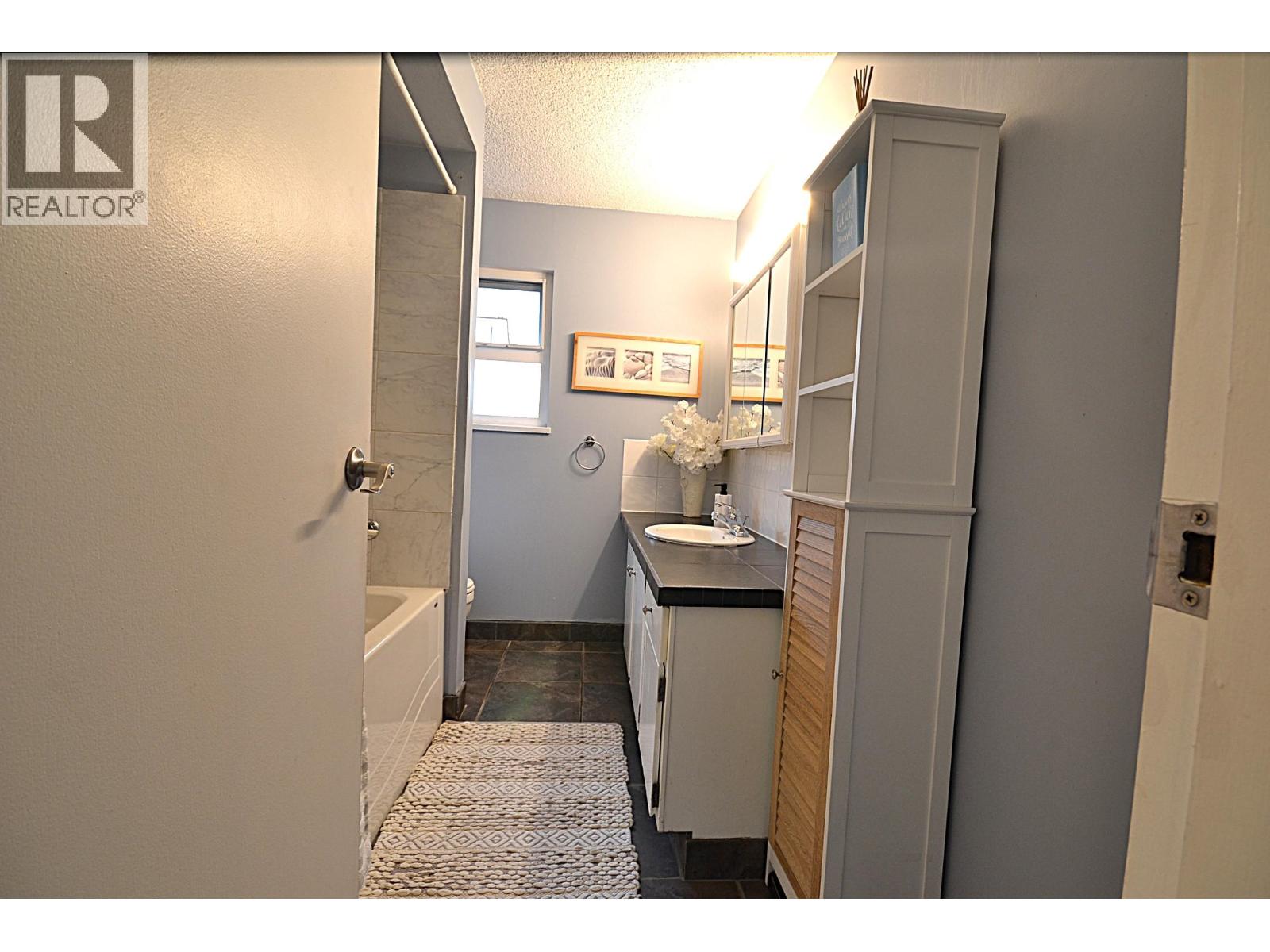 11717 209 STREET, Maple Ridge