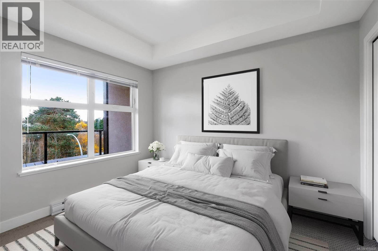 310 1000 Inverness Road, Saanich