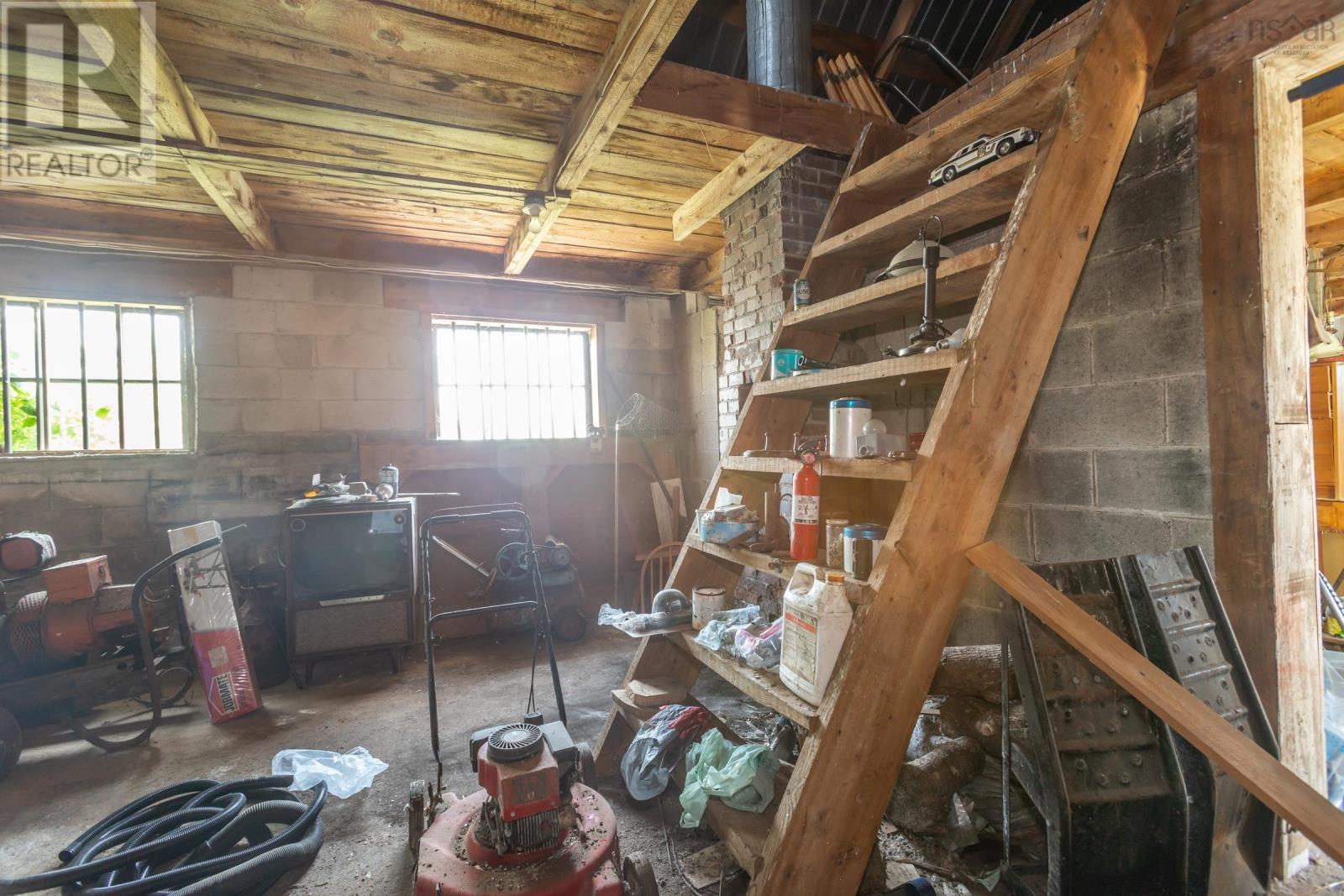 Property 15 of 40 of 645 Leonard Road