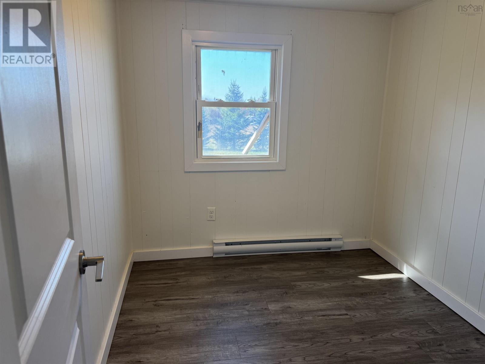 Property 12 of 22 of 612 Greenhill Road