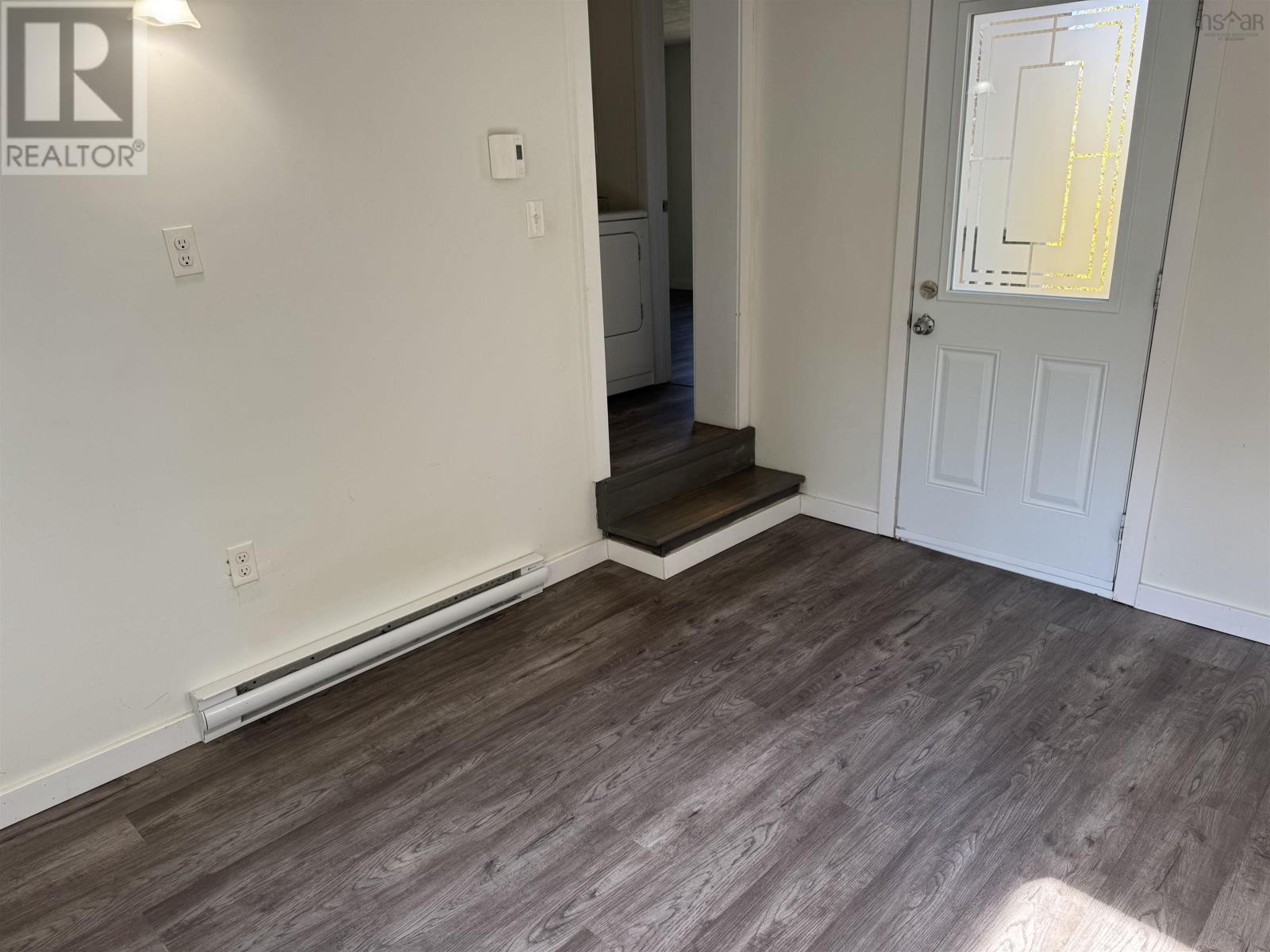 Property 3 of 22 of 612 Greenhill Road