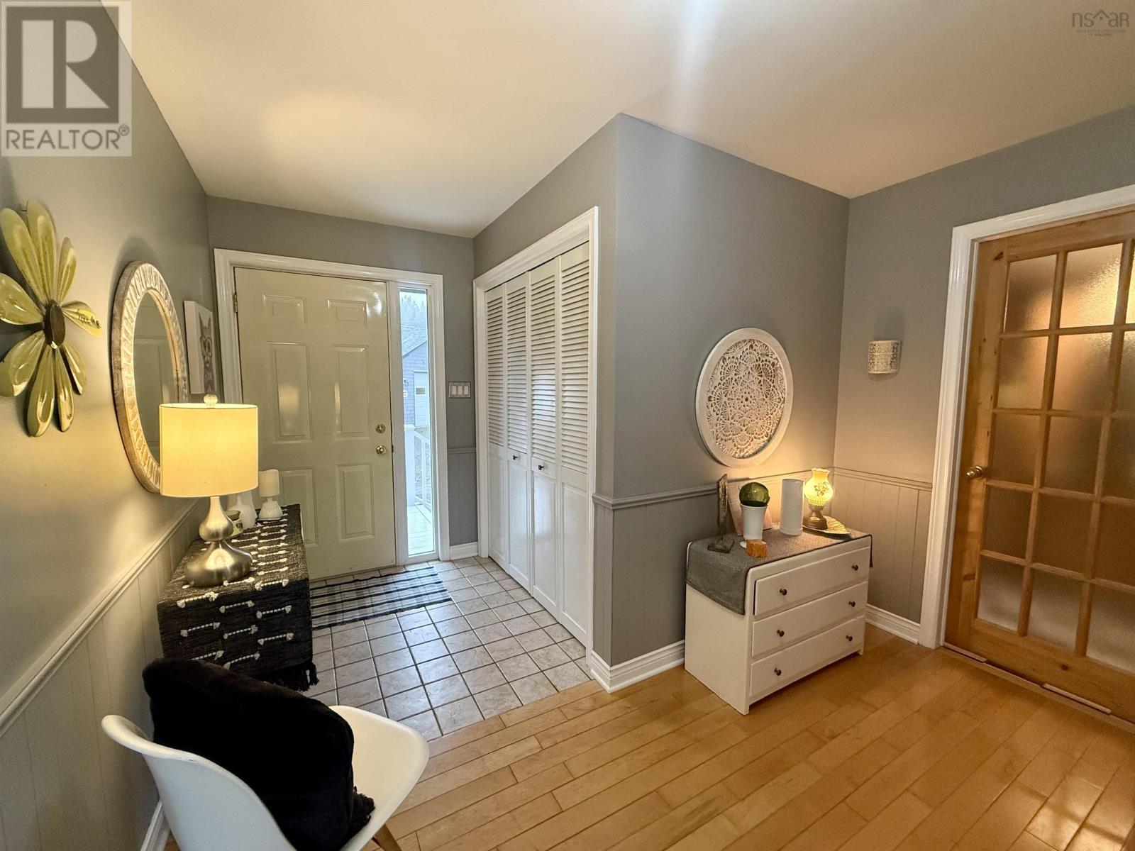 Property 18 of 36 of 16147 316 Highway